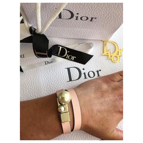 armbänder von dior 2019|Dior schriftzug armband.